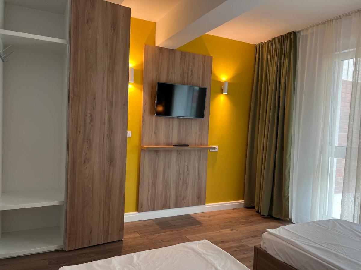 Hotel Ceramica Iasi Ngoại thất bức ảnh