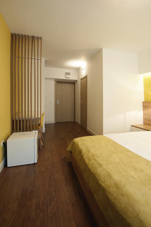 Hotel Ceramica Iasi Ngoại thất bức ảnh